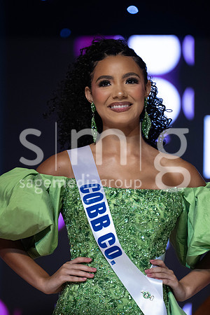 MissGAUSA2025-14525