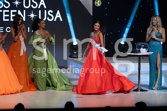 MissGAUSA2025-14611