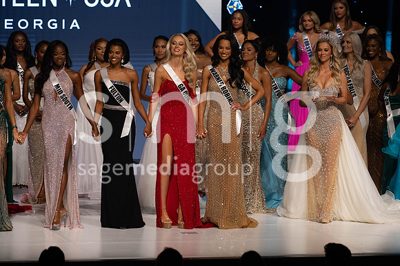 MissGAUSA2025-16511
