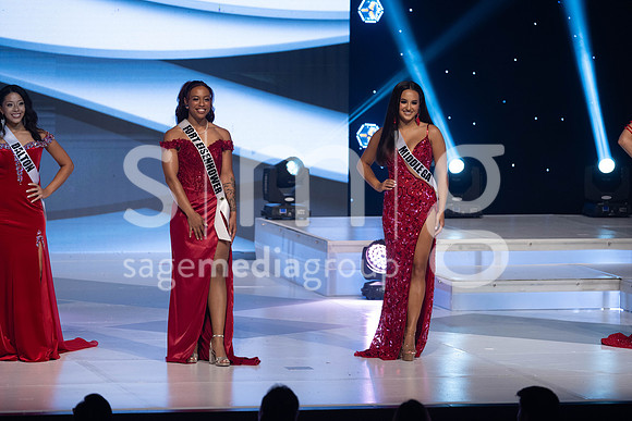 MissGAUSA2025-11874