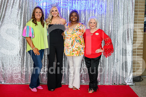 MissVolunteerAmerica2024-00036