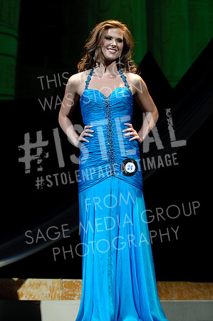 MissNCUSA2010-3889