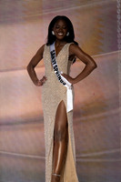 MissGAUSA2025-12982