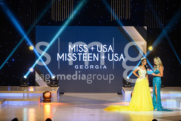 MissGAUSA2025-11786