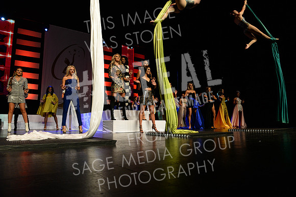 MissLAUSA2019-10957