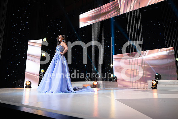 MissGAUSA2025-12131