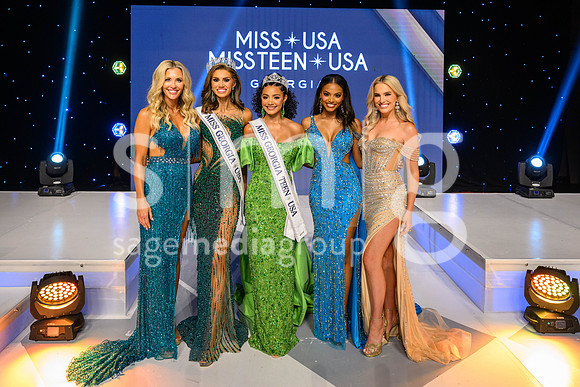 MissGAUSA2025-17196