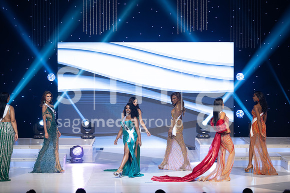 MissGAUSA2025-11998