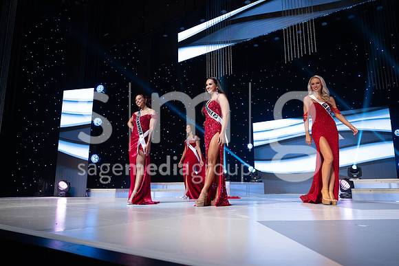 MissGAUSA2025-11865