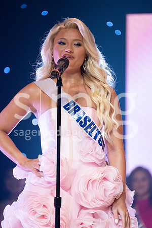 MissGAUSA2025-08869