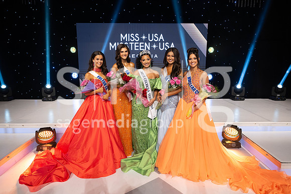 MissGAUSA2025-17132