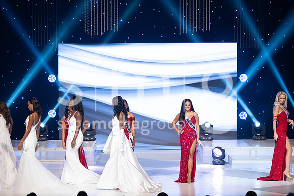 MissGAUSA2025-11895
