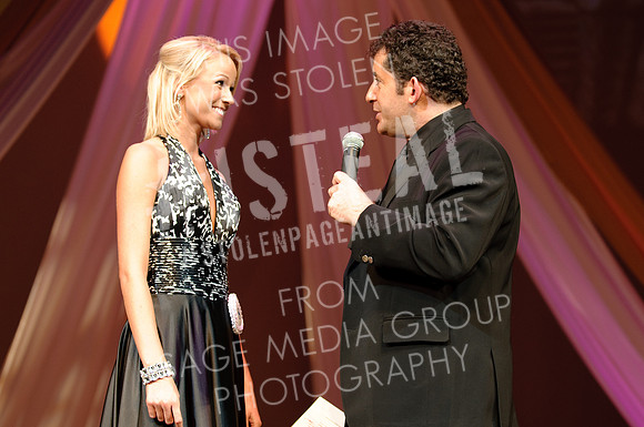 MissNCUSA2010-3636