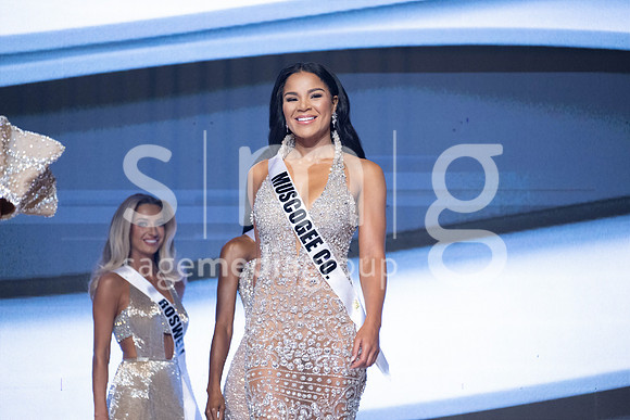 MissGAUSA2025-12016