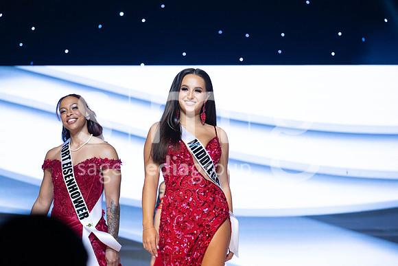 MissGAUSA2025-11863