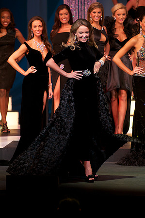 MissSCUSA2011-213