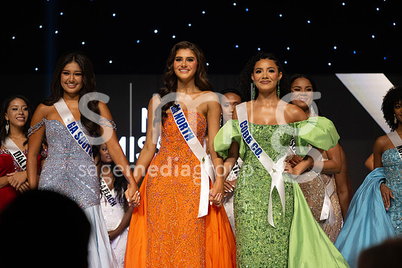 MissGAUSA2025-16192