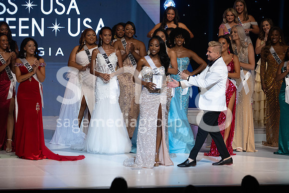 MissGAUSA2025-15814