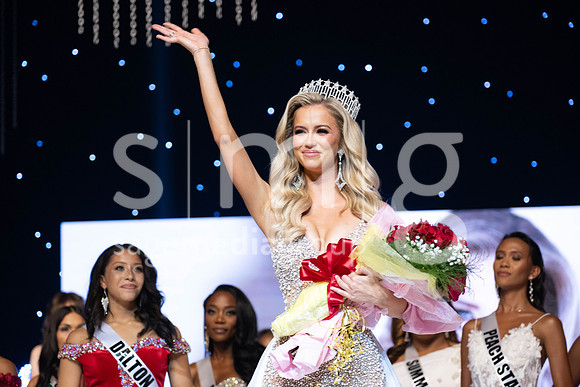 MissGAUSA2025-16113