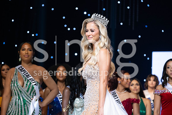 MissGAUSA2025-16059