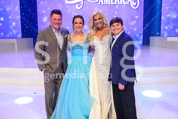 MissVolunteerAmerica2024-15388