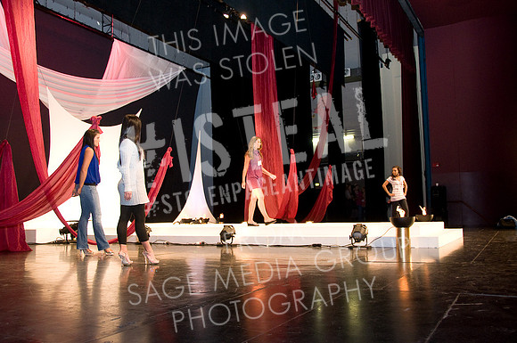 MissLAUSA2009-4075