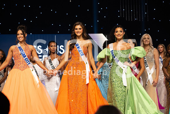 MissGAUSA2025-16154