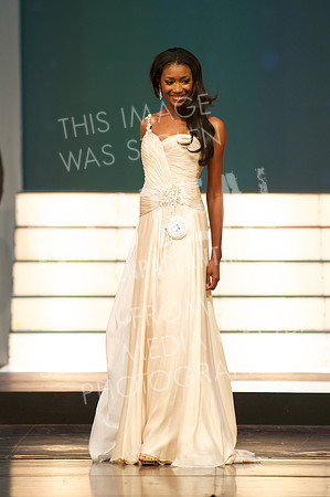 MissLAUSA2011-1068