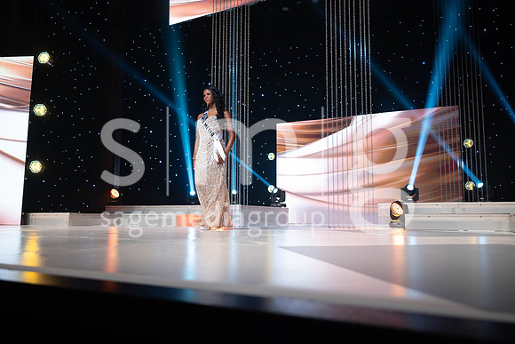 MissGAUSA2025-04467