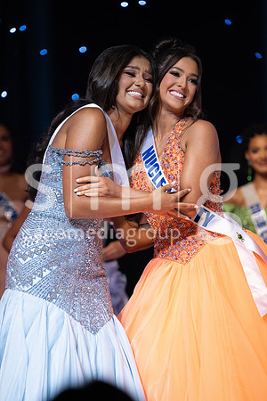 MissGAUSA2025-14468
