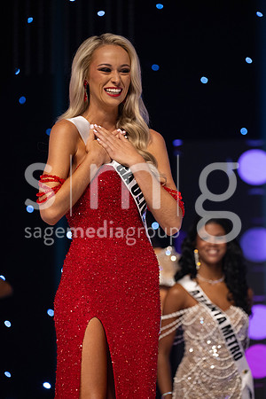 MissGAUSA2025-15097