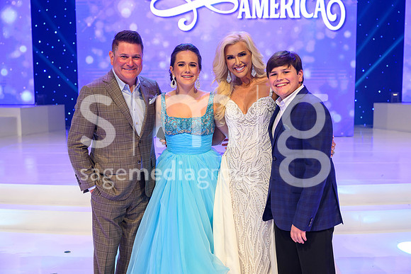 MissVolunteerAmerica2024-15390