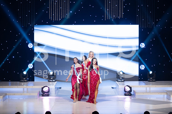MissGAUSA2025-11864