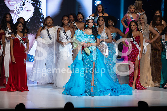 MissGAUSA2025-15927