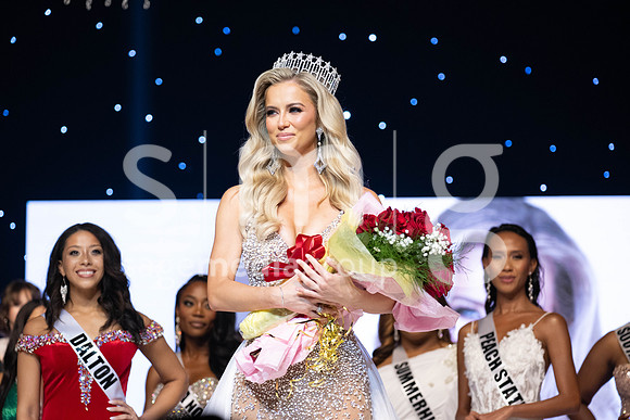 MissGAUSA2025-16082