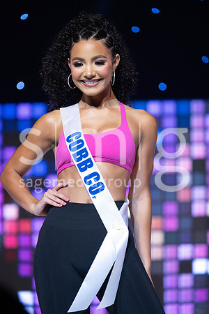 MissGAUSA2025-11298