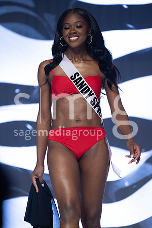 MissGAUSA2025-09932
