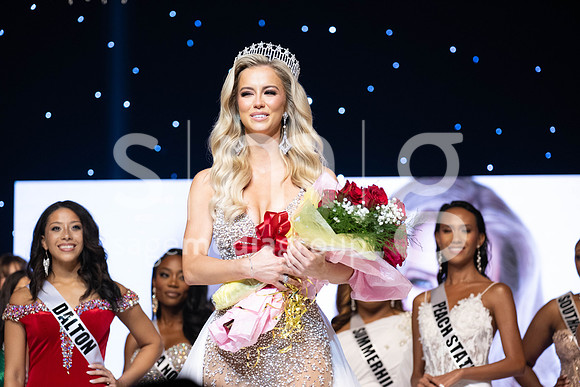 MissGAUSA2025-16081