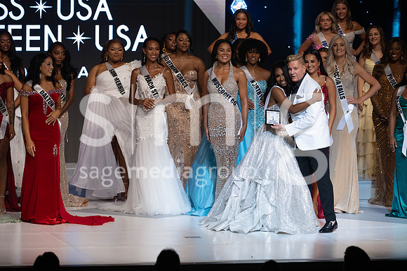 MissGAUSA2025-15842
