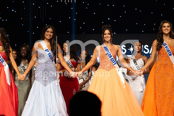 MissGAUSA2025-16144